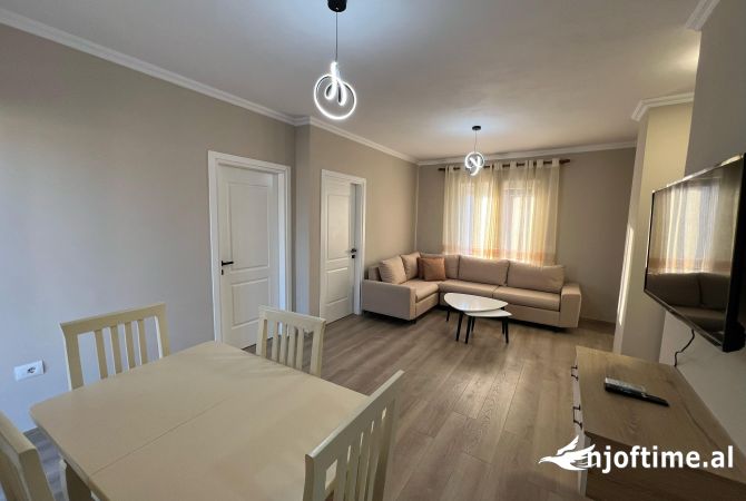 Shtepi me qera 2+1 ne Tirane - 500 Euro