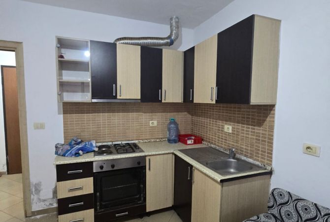 Shtepi ne shitje 1+1 ne Tirane - 76,500 Euro