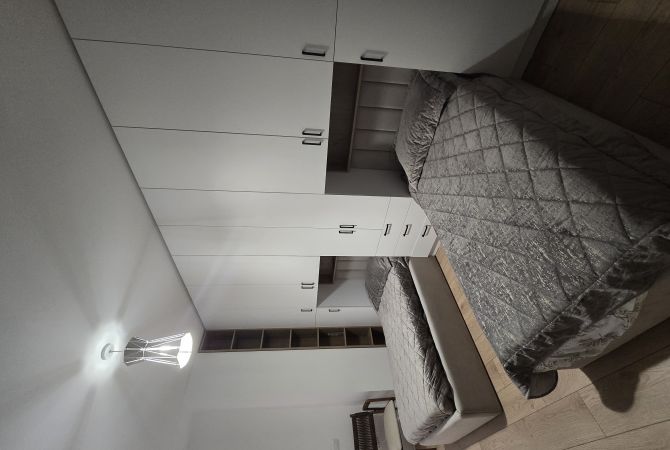 Shtepi me qera Apartament ne Tirane, 2+1, Mobilimi E mobiluar, Pagesa 700  Euro.