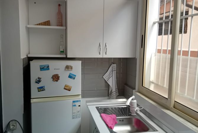Shtepi me qera Apartament ne Tirane, 1+1, Mobilimi E mobiluar, Pagesa 500  Euro.