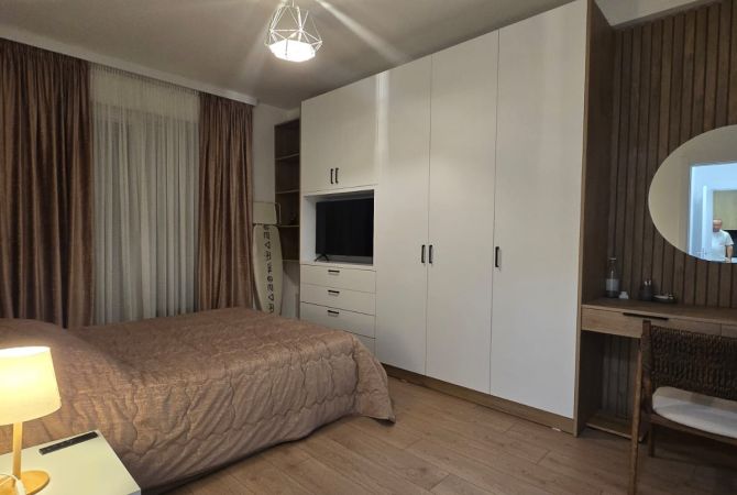 Shtepi me qera Apartament ne Tirane, 2+1, Mobilimi E mobiluar, Pagesa 700  Euro.