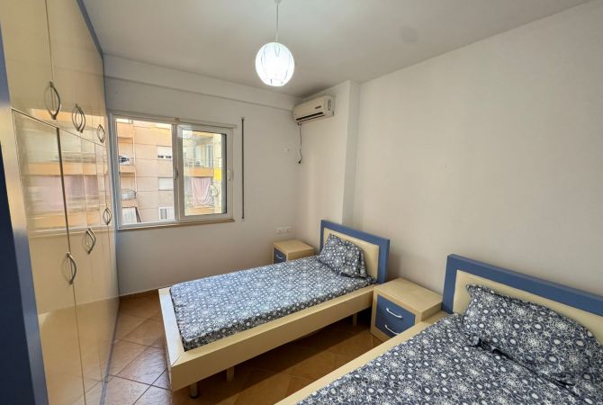 Shtepi me qera Apartament ne Tirane, 2+1, Mobilimi E mobiluar, Pagesa 670  Euro.