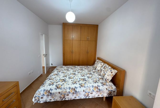 Shtepi me qera Apartament ne Tirane, 2+1, Mobilimi E mobiluar, Pagesa 670  Euro.