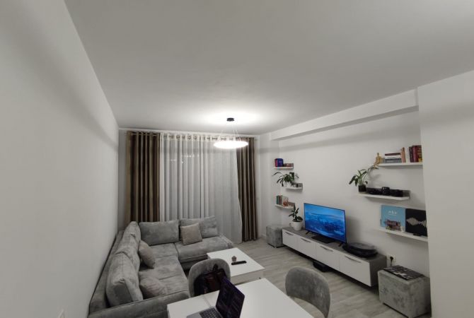 Shtepi me qera 2+1 ne Tirane - 550 Euro