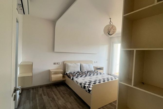 Shtepi me qera Apartament ne Tirane, 2+1, Mobilimi E mobiluar, Pagesa 55,000  Leke.