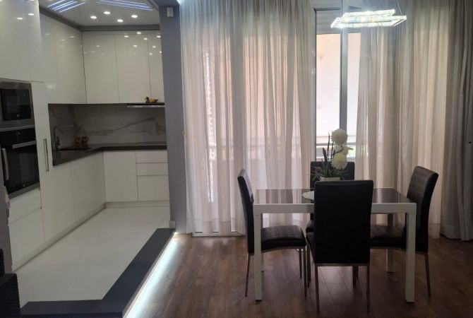 Shtepi me qera 2+1 ne Tirane - 500 Euro