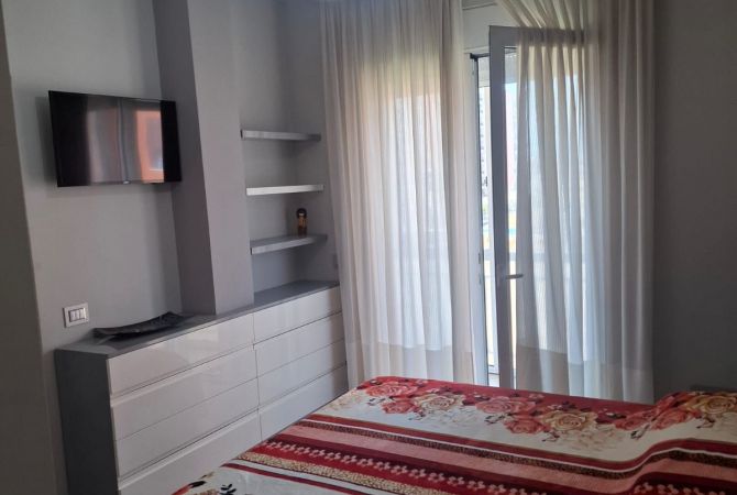 Shtepi me qera Apartament ne Tirane, 2+1, Mobilimi E mobiluar, Pagesa 500  Euro.