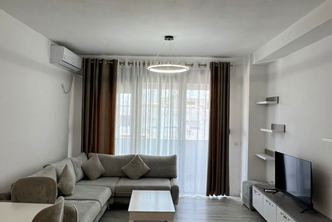 Shtepi me qera 2+1 ne Tirane - 550 Euro