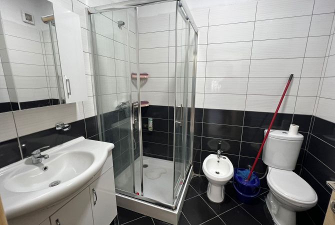 Shtepi me qera 2+1 ne Tirane - 550 Euro