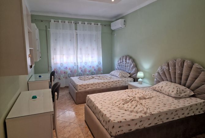 Shtepi me qera Apartament ne Tirane, 2+1, Mobilimi E mobiluar, Pagesa 800  Euro.