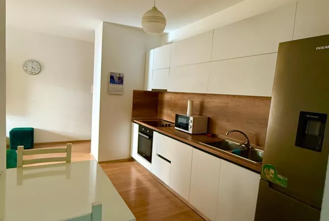 Shtepi me qera 2+1 ne Tirane - 750 Euro