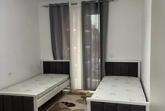 Shtepi me qera 2+1 ne Tirane - 55,000 Leke