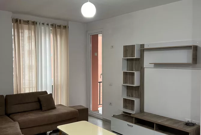 Shtepi me qera Apartament ne Tirane, 2+1, Mobilimi E mobiluar, Pagesa 55,000  Leke.
