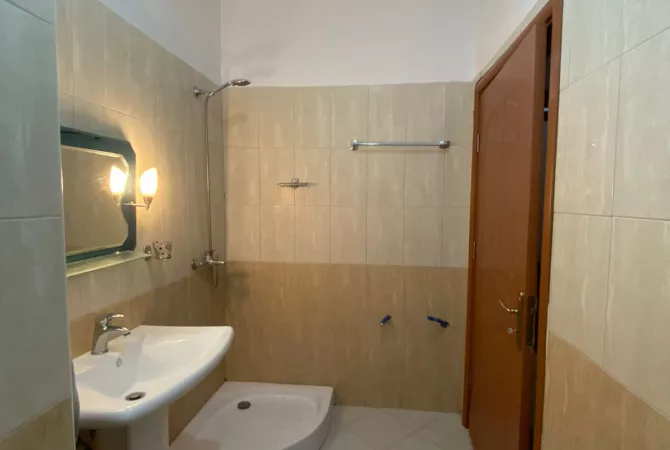 Casa in affitto 1+1 a Tirana - 35,000 Leke
