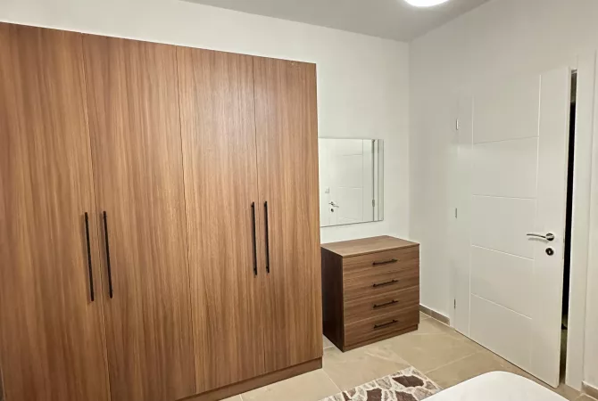Shtepi me qera Apartament ne Tirane, 1+1, Mobilimi E mobiluar, Pagesa 45,000  Leke.