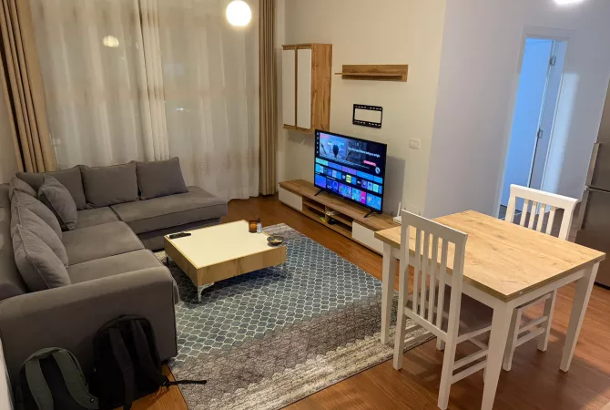 Shtepi me qera 2+1 ne Tirane - 800 Euro