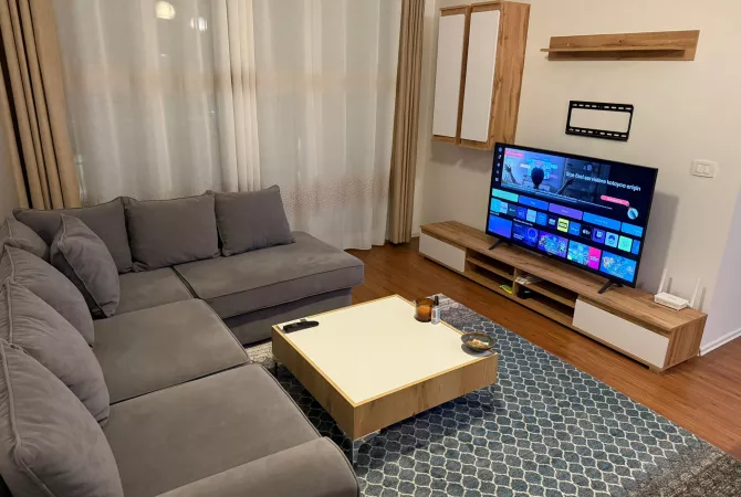 Shtepi me qera Apartament ne Tirane, 2+1, Mobilimi E mobiluar, Pagesa 800  Euro.