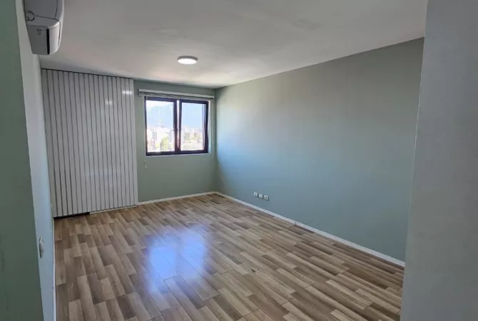 Shtepi me qera 1+1 ne Tirane - 45,000 Leke