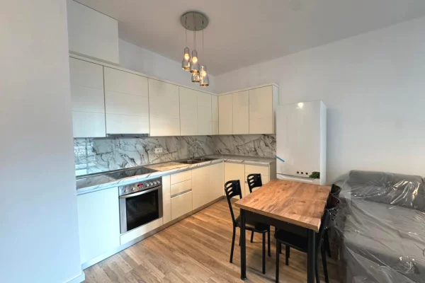 Shtepi me qera Apartament ne Tirane, 1+1, Mobilimi E mobiluar, Pagesa 58,000  Leke.