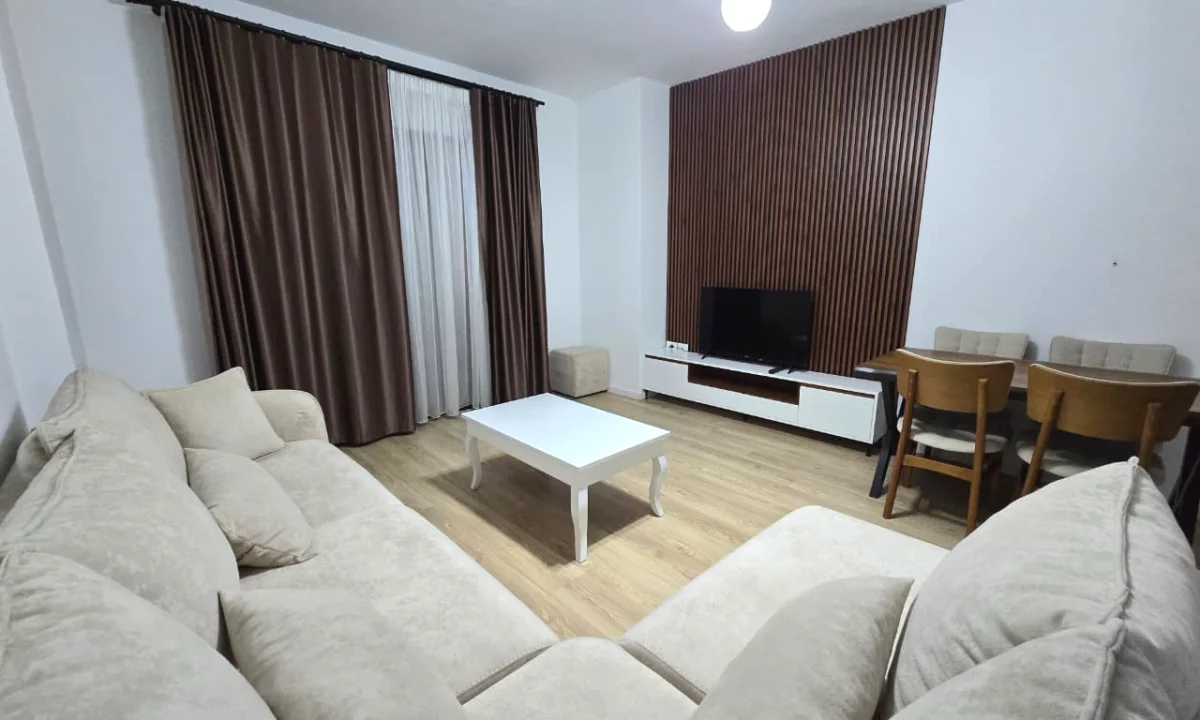 Shtepi me qera Apartament ne Tirane, 1+1, Mobilimi E mobiluar, Pagesa 50,000  Leke.