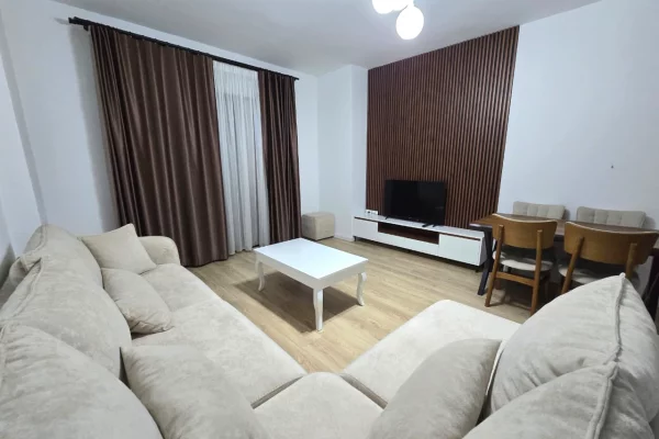 Apartament 1+1 me qira Astir 