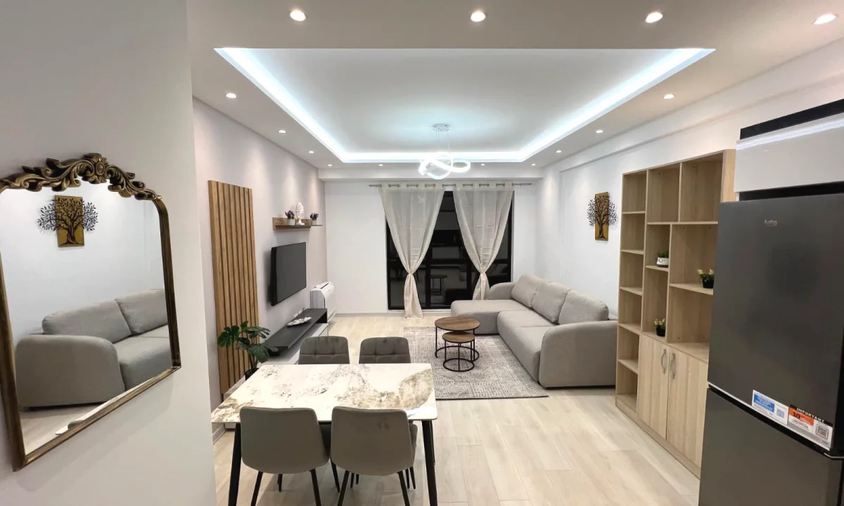 Shtepi me qera Apartament ne Tirane, 1+1, Mobilimi E mobiluar, Pagesa 45,000  Leke.