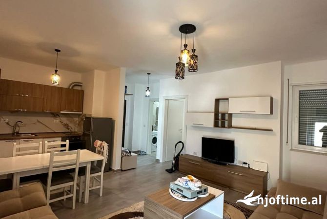 Shtepi me qera 1+1 ne Durres - 500 Euro