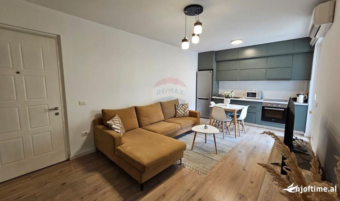 Shtepi me qera Apartament ne Tirane, 1+1, Mobilimi E mobiluar, Pagesa 700  Euro.