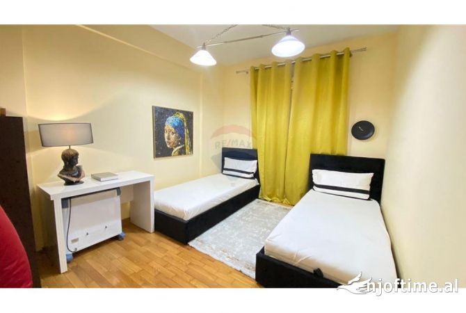 Shtepi me qera Apartament ne Tirane, 2+1, Mobilimi E mobiluar, Pagesa 850  Euro.