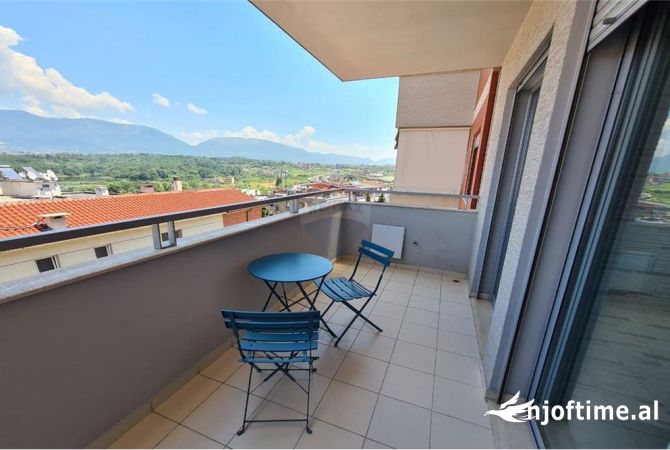 Shtepi me qera Apartament ne Tirane, 2+1, Mobilimi E mobiluar, Pagesa 65,000  Leke.