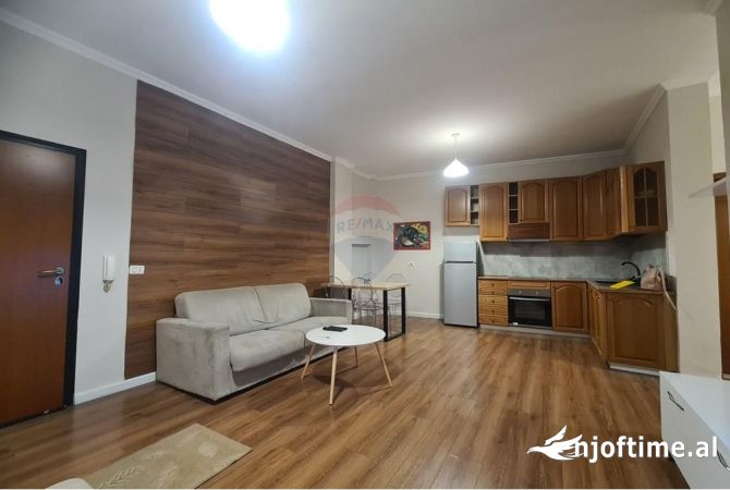 Shtepi me qera 1+1 ne Tirane - 600 Euro