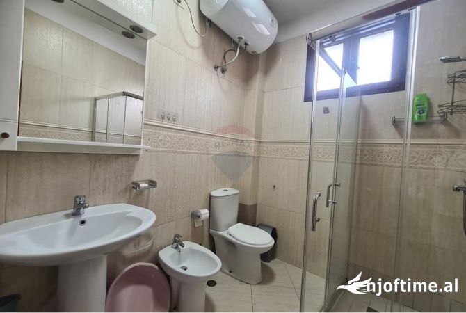 Shtepi me qera Apartament ne Tirane, 1+1, Mobilimi E mobiluar, Pagesa 600  Euro.