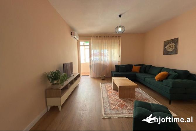 Shtepi me qera 1+1 ne Tirane - 700 Euro