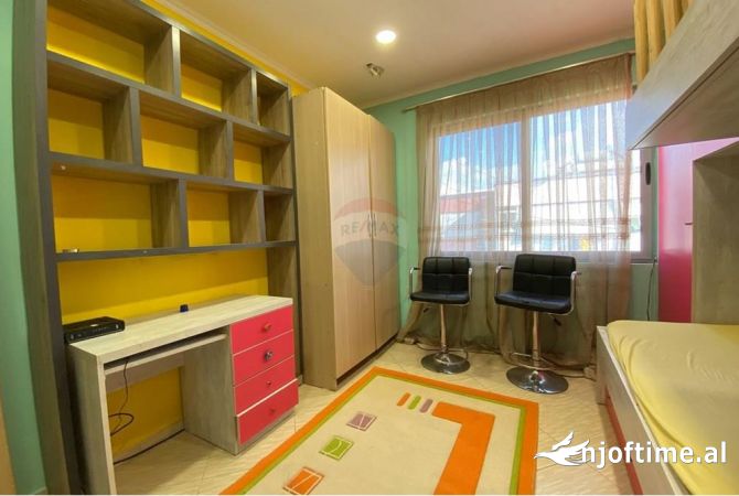 Shtepi me qera Apartament ne Tirane, 1+1, Mobilimi E mobiluar, Pagesa 450  Euro.