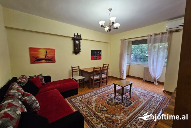 Shtepi me qera 2+1 ne Tirane - 550 Euro