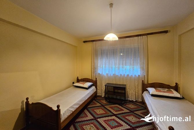 Shtepi me qera 2+1 ne Tirane - 550 Euro