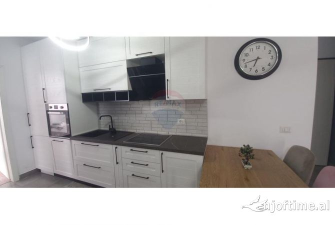 Shtepi me qera 1+1 ne Tirane - 700 Euro