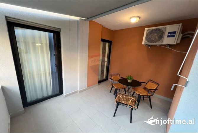 Shtepi me qera Apartament ne Tirane, 1+1, Mobilimi E mobiluar, Pagesa 700  Euro.