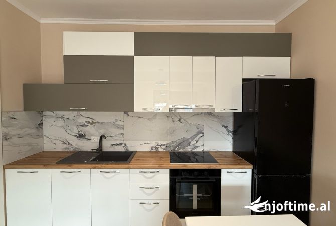 Shtepi me qera 1+1 ne Tirane - 50,000 Leke