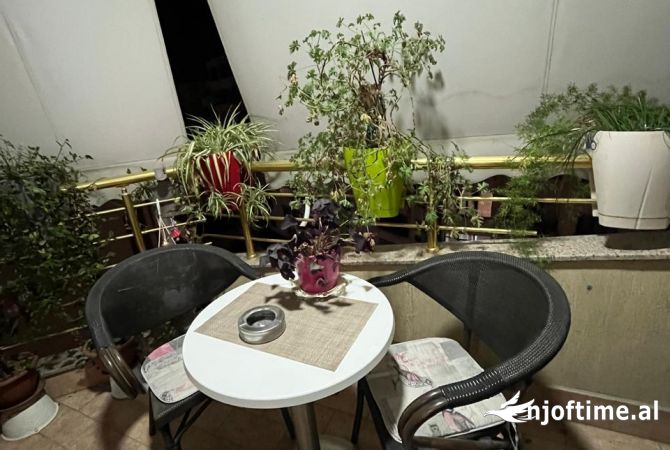 Shtepi me qera Apartament ne Tirane, 1+1, Mobilimi E mobiluar, Pagesa 450  Euro.