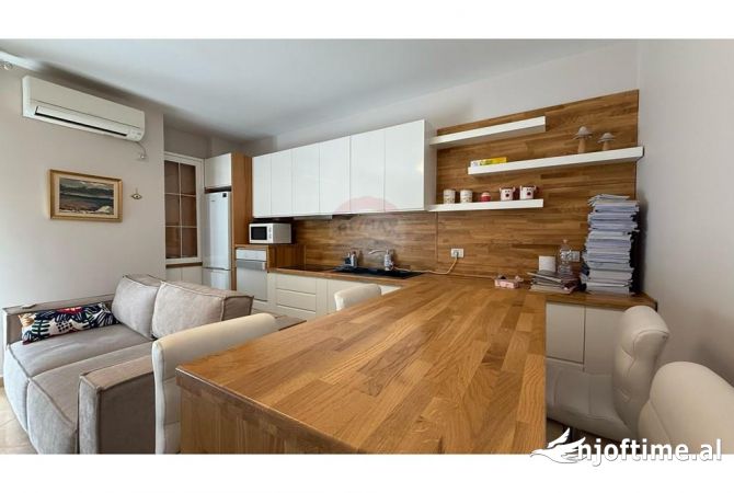 Shtepi me qera 2+1 ne Tirane - 600 Euro