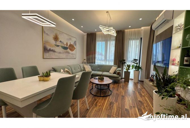 Shtepi me qera 1+1 ne Tirane - 800 Euro