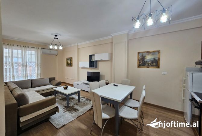 Shtepi me qera 1+1 ne Tirane - 450 Euro