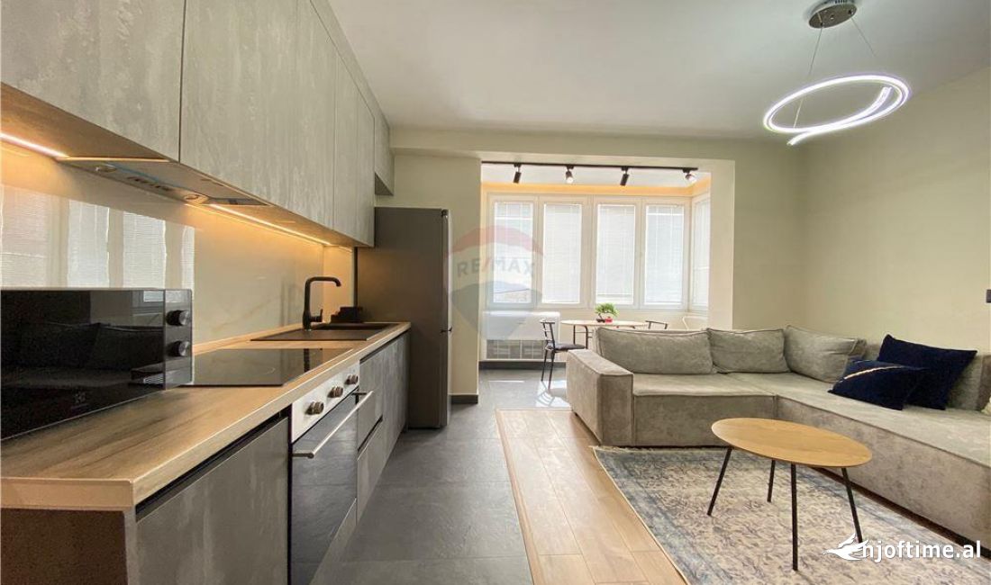 Shtepi me qera Apartament ne Tirane, Garsoniere, Mobilimi E mobiluar, Pagesa 600  Euro.