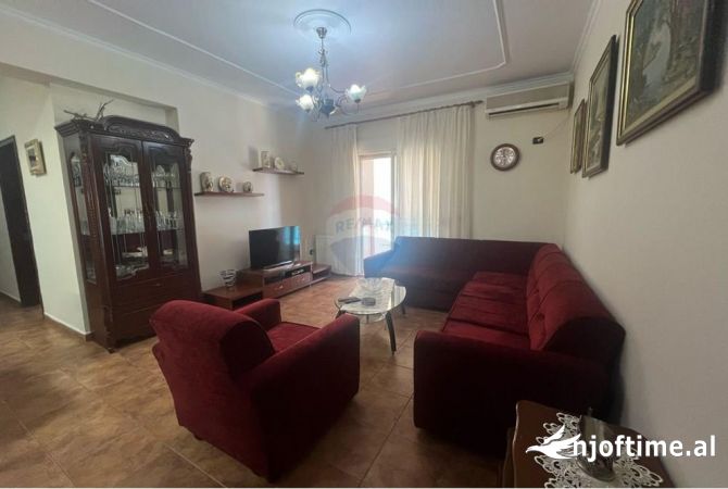 Shtepi me qera 2+1 ne Tirane - 600 Euro