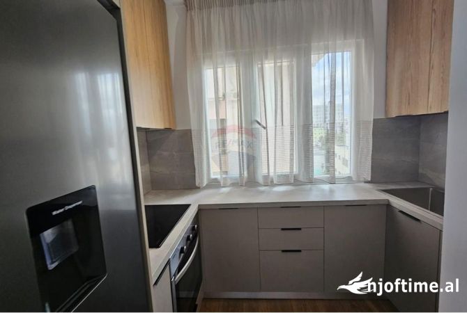 Shtepi me qera 2+1 ne Tirane - 700 Euro