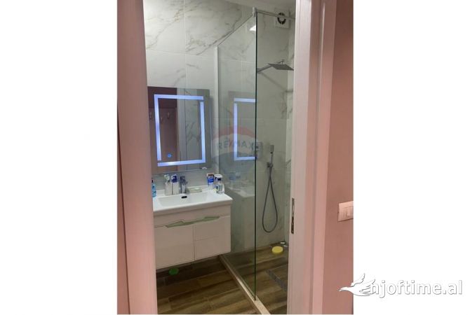 Shtepi me qera Apartament ne Tirane, 1+1, Mobilimi E mobiluar, Pagesa 600  Euro.