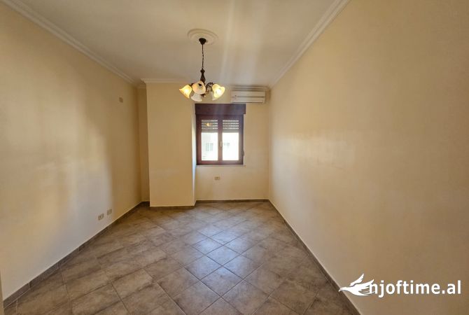 Jepet zyre per qera ne Qender!