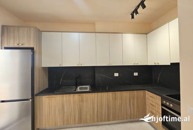 Shtepi me qera 1+1 ne Tirane - 550 Euro