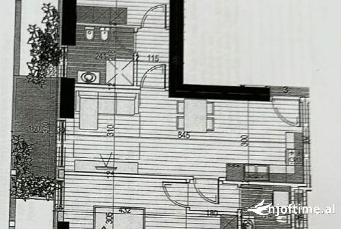 Ambient Komercial me qira te Tirana Garden Building